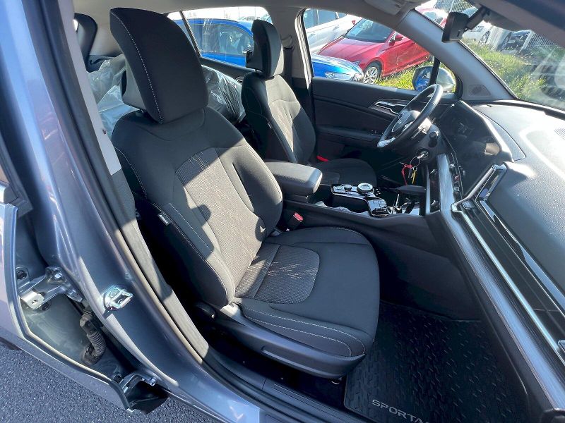 Kia Sportage (2025) Exclusive 1.6 T-GDI MHEV 117 k - fotka 19 z 33