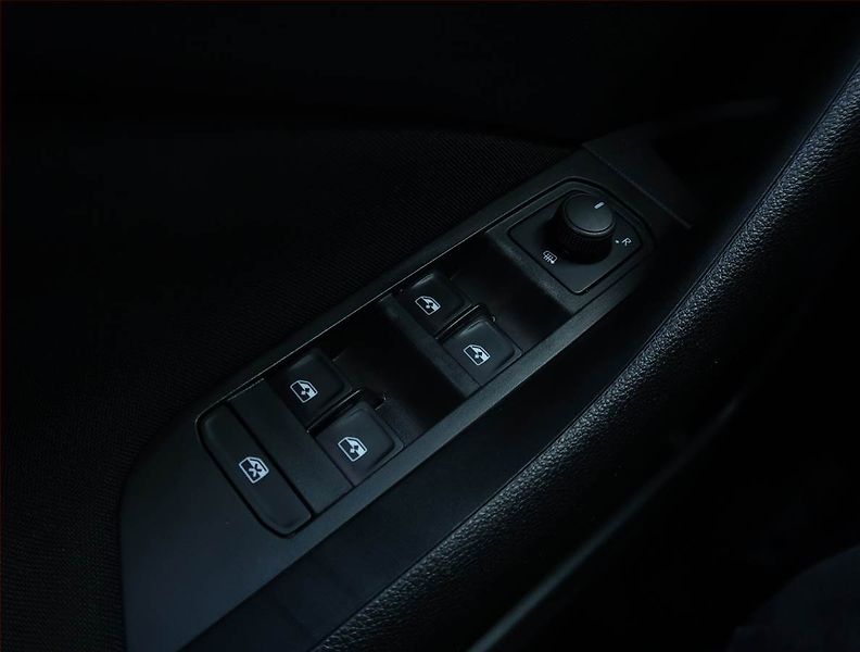 Škoda Scala (2021) Ambition 1.0 TSI, Serv.kniha - fotka 17 z 18