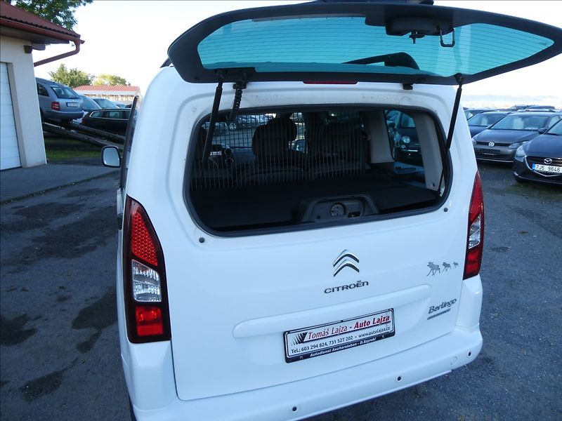 Citroën Berlingo 1,2 PT 81kW Multispace Panoram - fotka 11 z 47