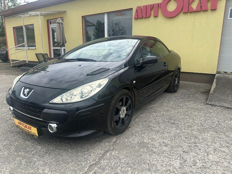 Peugeot 307 2.0HDi Kabriolet/Tempomat/Navi - fotka 14 z 31