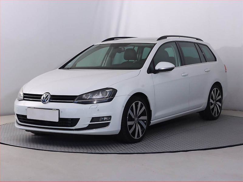 Volkswagen Golf (2015) 2.0 TDI, Automat, Serv.kniha - fotka 2 z 22