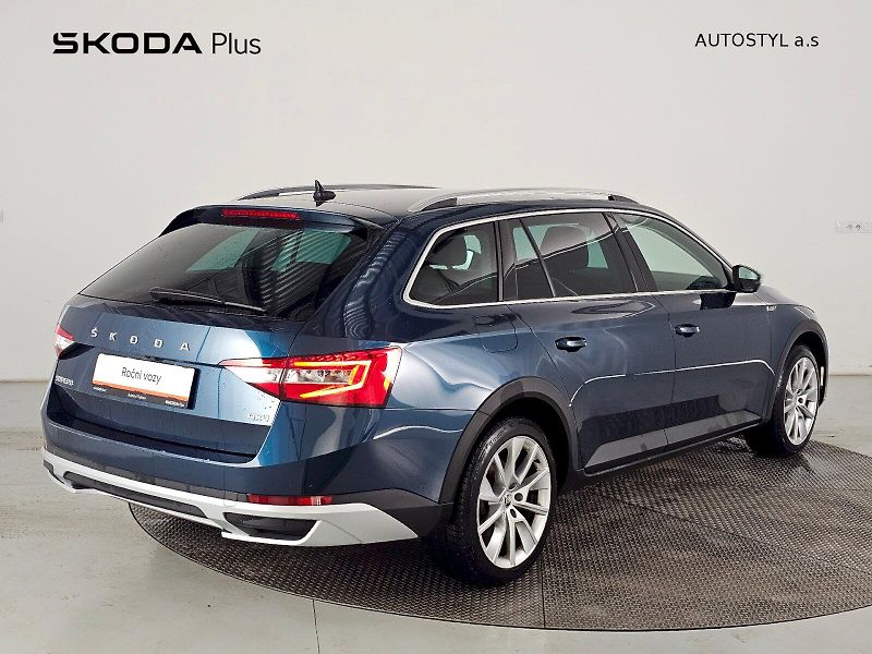Škoda Superb (2022) 2.0TDi 147kW 4X4 DSG SCOUT - fotka 2 z 34