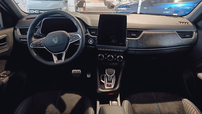 Renault Arkana (2026) TECHNO full hybrid E-Tech 145 - fotka 11 z 13