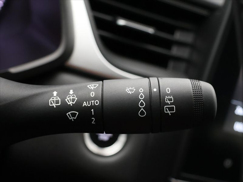 Renault Captur 1,0 TCe 67kW CZ Zen 1.Maj LED - fotka 20 z 35