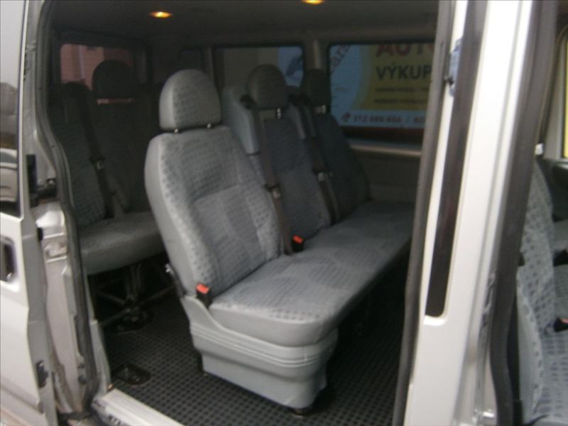 Ford Transit 2,2 TDCI KLIMA 9 MÍST - fotka 8 z 19