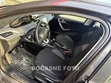 Peugeot 2008 (2016) 1.6 HDi, ČR, autoAC - náhled 2