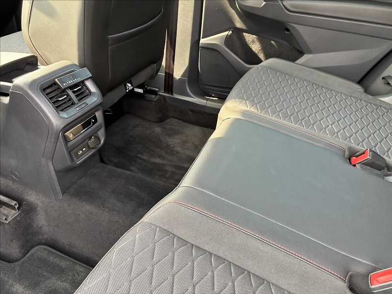 Seat Tarraco 2,0 TDI FR MANUÁL TAŽNÉ KAMERA - fotka 15 z 37
