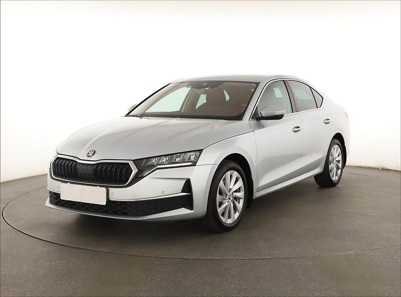 Škoda Octavia (2024) Top Selection 2.0 TDI - fotka 2 z 20