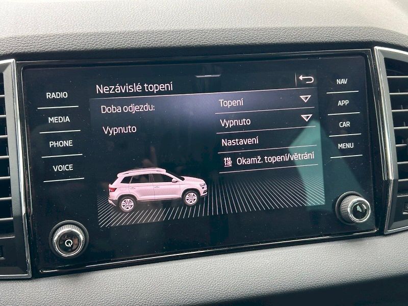 Škoda Karoq (2022) Style PLUS 1.5 TSI 110 kW - fotka 24 z 35