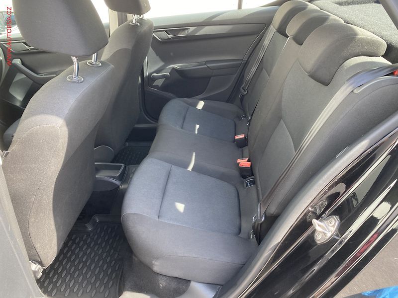 Škoda Fabia (2017) 1.0 MPi, Active, +kola - fotka 10 z 18
