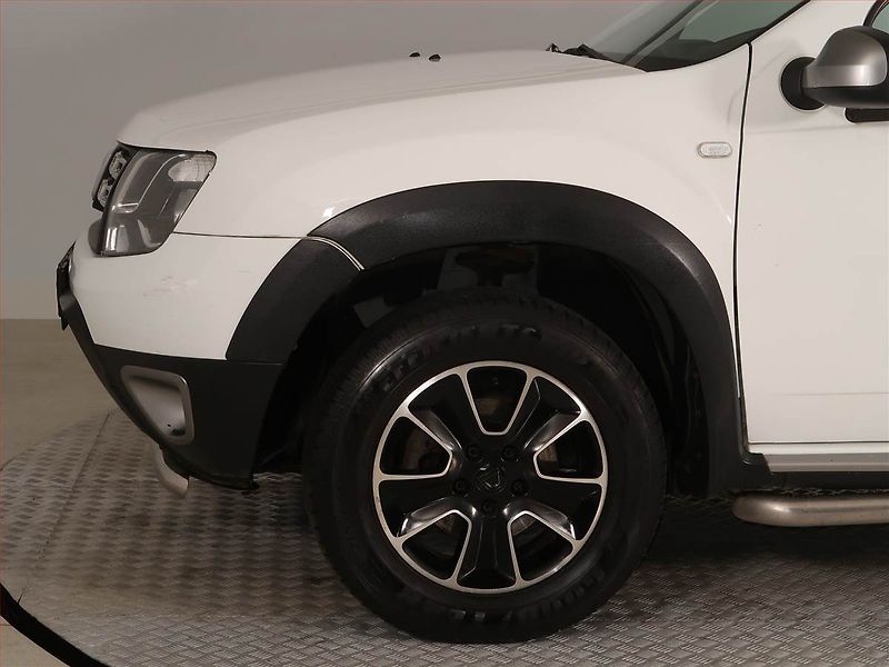 Dacia Duster (2016) 1.5 dCi, 4X4, Navi, Tempomat - fotka 11 z 17