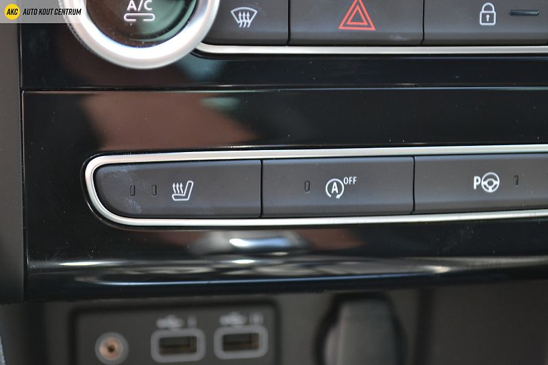 Renault Mégane IV GRANDCOUPÉ TECHNO dCi 115 E - fotka 30 z 54