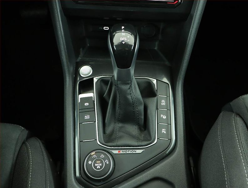 Volkswagen Tiguan (2023) Elegance 2.0 TDI - fotka 13 z 18