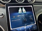 Mercedes-Benz Třídy C C 220d - náhled 11