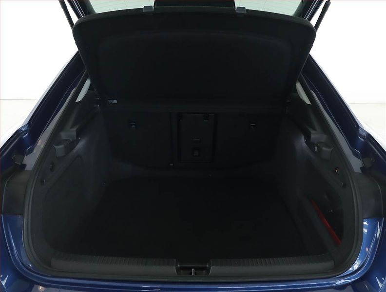 Škoda Superb (2024) Selection 1.5 TSI - fotka 14 z 17