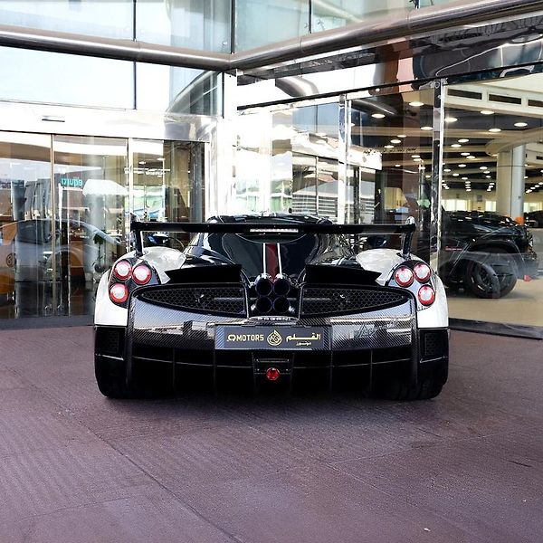 Pagani Huayra (2018) Limitovaná série BC s V12 - fotka 5 z 19