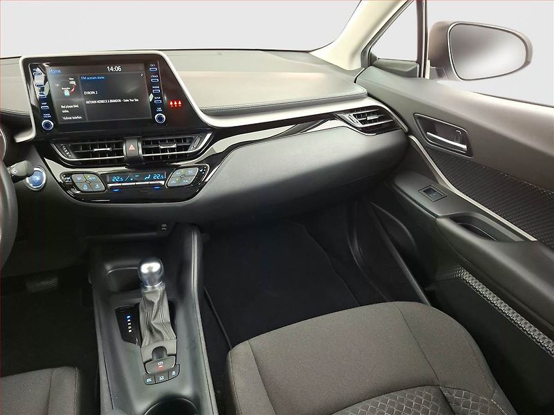 Toyota C-HR (2022) Comfort 1.8 Hybrid - fotka 8 z 16