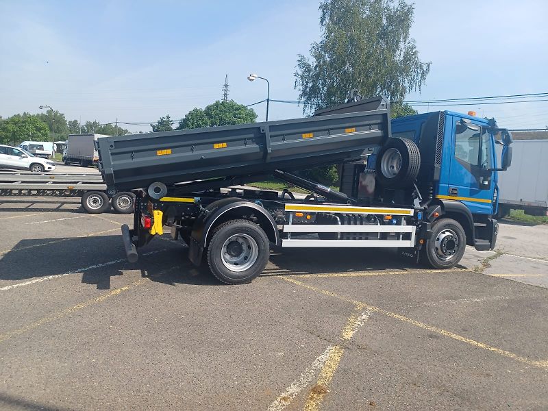 Iveco Eurocargo (2026) 120E22 CTS, skladem - fotka 3 z 6
