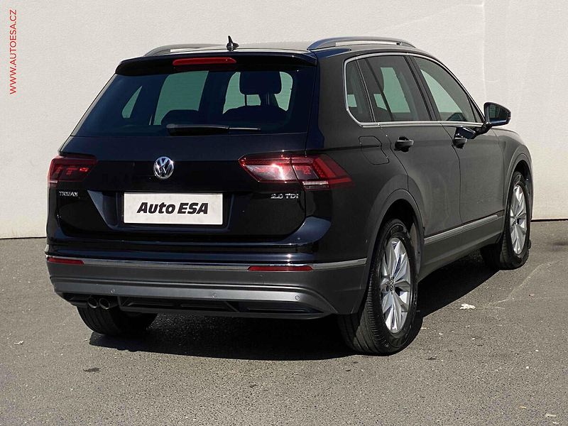 Volkswagen Tiguan (2016) 2.0 TDi, Highline, LED, TZ - fotka 4 z 19