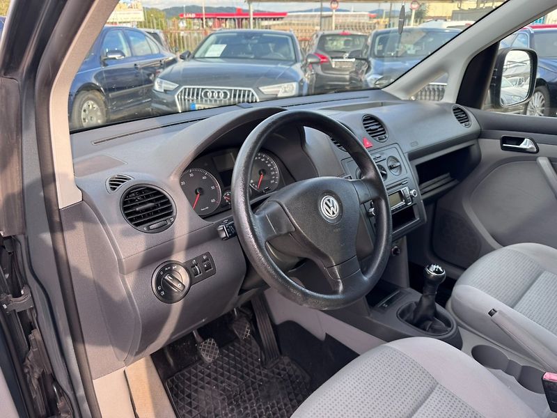 Volkswagen Caddy (2009) 1,9 TDI 77 KW 2X ŠOUPAČKY STK - fotka 20 z 45