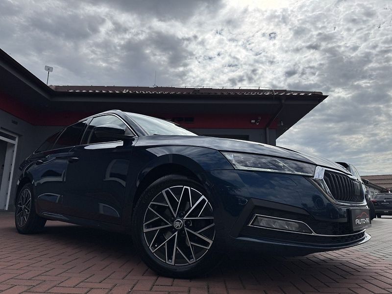 Škoda Octavia (2023) 2.0TDi DSG Ad.LED Webasto - fotka 50 z 50