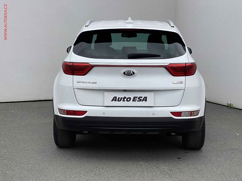 Kia Sportage (2016) 1.6 GDi 2WD, Spirit, TZ - fotka 5 z 19