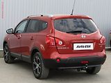 Nissan Qashqai (2009) 2.0 dCi 4x4, 7míst, ČR, AC - náhled 6