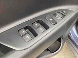 Kia Stonic (2020) 1.0 T-GDi, AC, navi, kamera - náhled 13