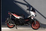 Aprilia SR GT 200 (2026) Sport, SLEVA a 0% navýšení úvš - náhled 4