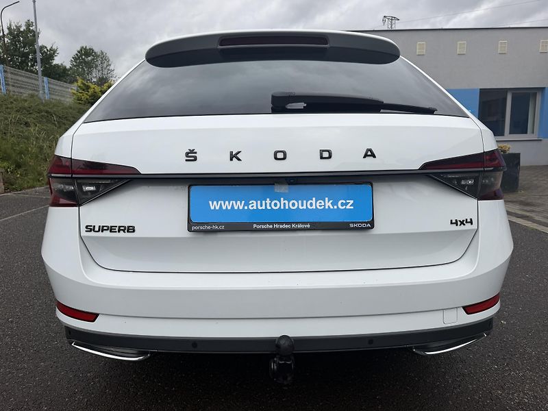 Škoda Superb 2,0TDi 147kW 4x4 DSG SPORTLINE - fotka 4 z 20