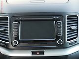 Volkswagen Sharan (2012) 2.0TDi, AT, navi, bixen - náhled 11