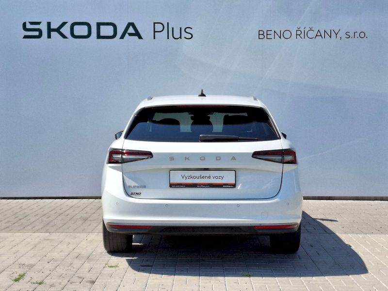 Škoda Superb (2024) Combi L&K DSG 2,0TDi 110kW - fotka 12 z 35