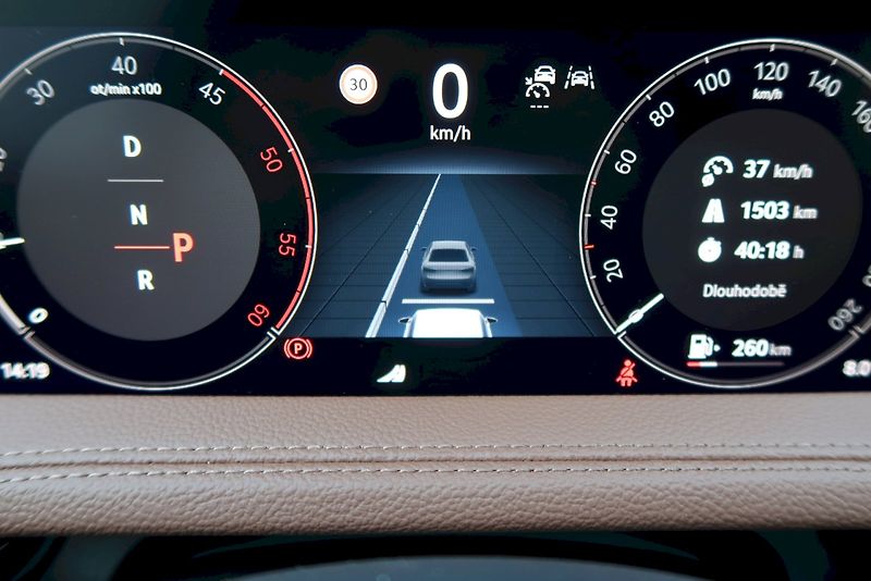 Škoda Superb (2024) Combi Laurin & Klement 2,0 TDi - fotka 18 z 31