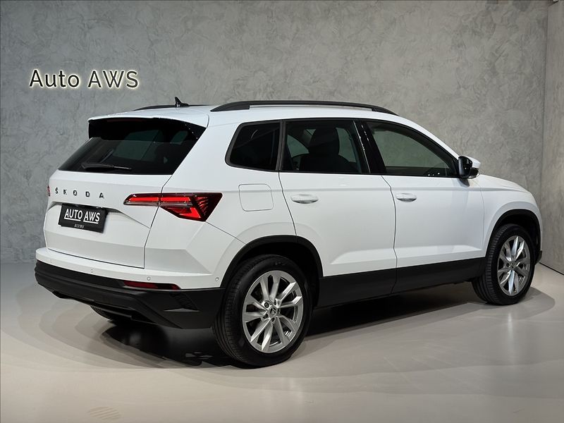 Škoda Karoq 2,0 TDi  DSG 4x4 Style Virtual - fotka 7 z 44