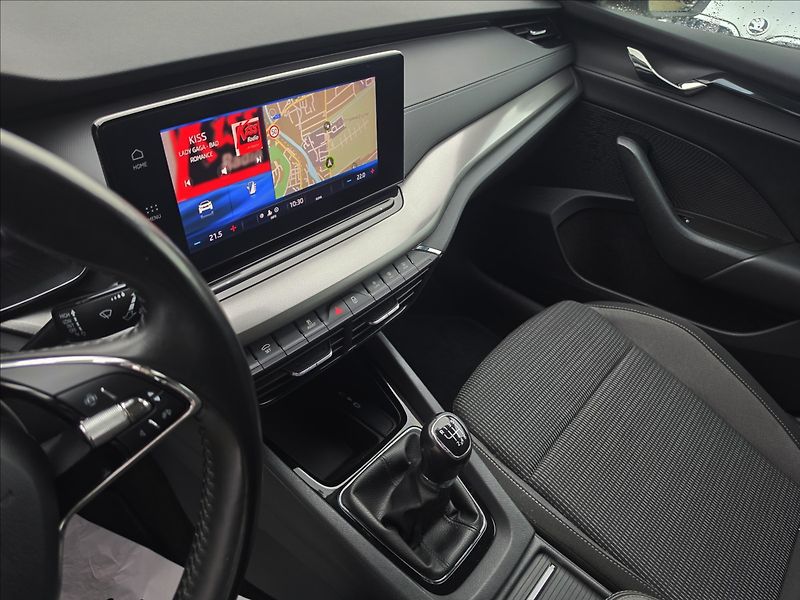 Škoda Octavia 1,0 1,0TSi 81KW Ambition DPH - fotka 13 z 42