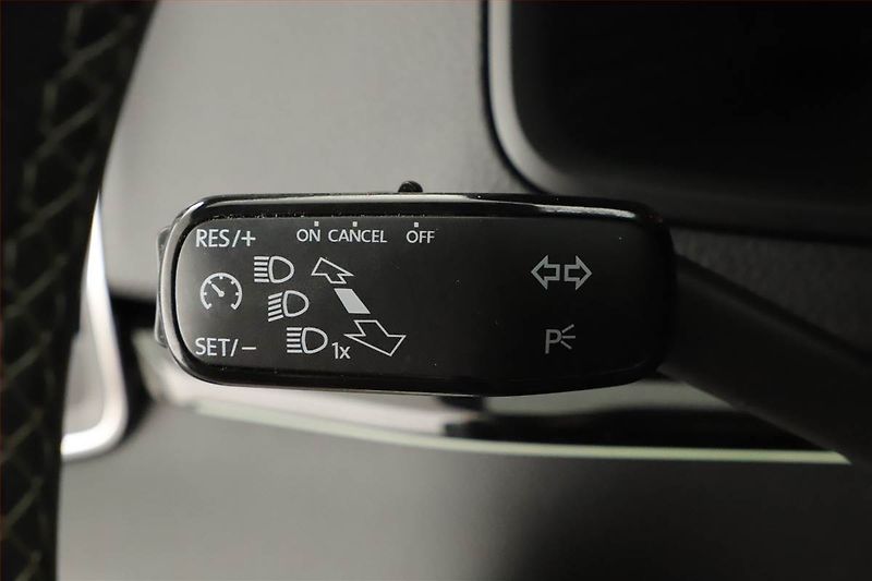 Škoda Karoq (2020) Sportline 1.5 TSI, ČR, AUTOMAT - fotka 21 z 23