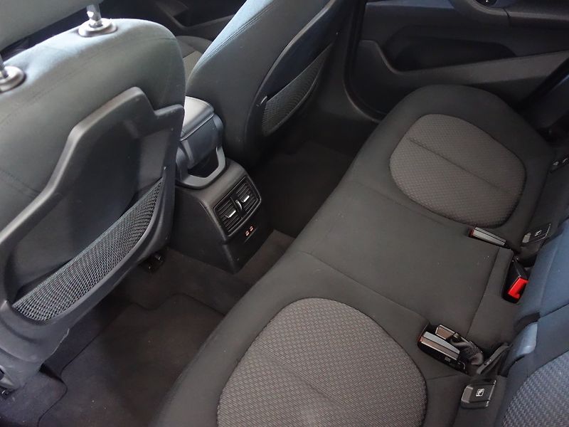 BMW X1 (2019) 116d 85kW sDRIVE -DPH - fotka 28 z 35