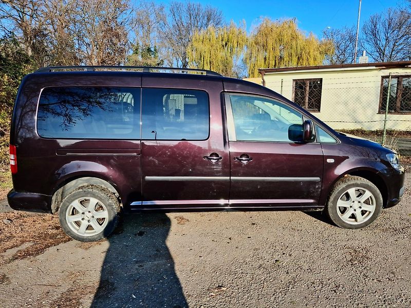 Volkswagen Caddy Maxi TDI 4x4 7 míst  - fotka 7 z 50