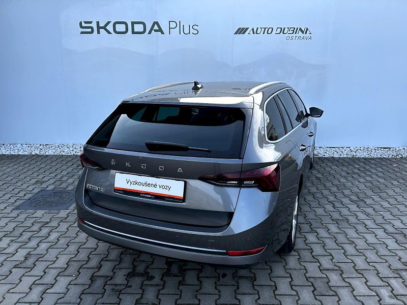 Škoda Octavia (2022) Combi 2.0 TDI 110kW DSG Style - fotka 2 z 35