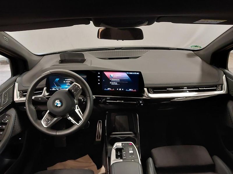 BMW Řada 2 220d - tažné, záruka - fotka 5 z 11
