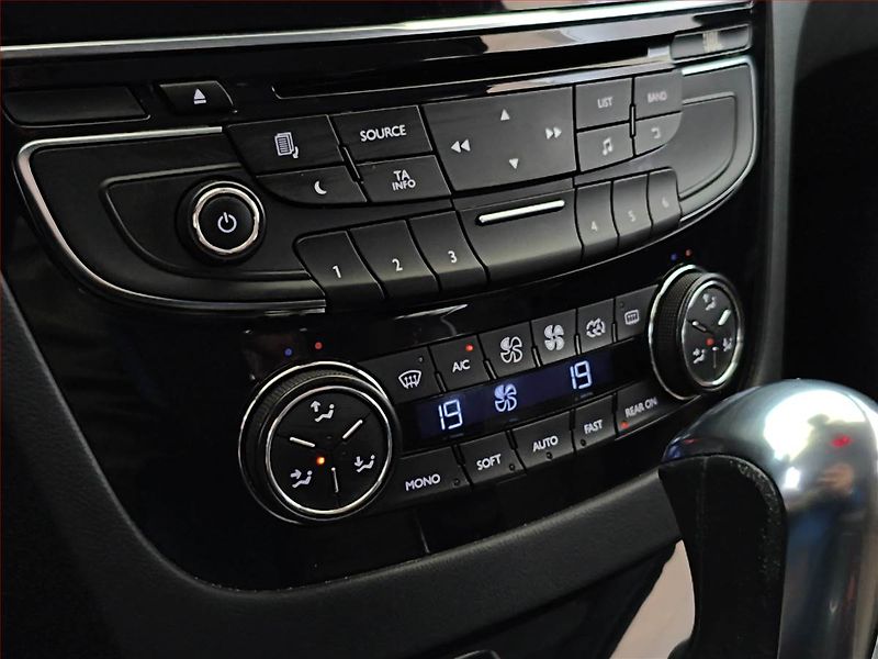 Peugeot 508 (2012) 2.2 HDi, Automat, po STK - fotka 17 z 17