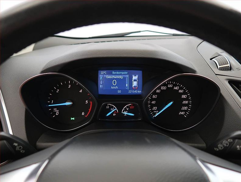 Ford Kuga (2014) 2.0 TDCi, 4X4, Serv.kniha - fotka 11 z 21
