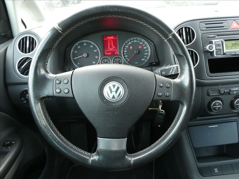 Volkswagen Golf Plus 1,4 TSi 90kW serviska - fotka 24 z 37