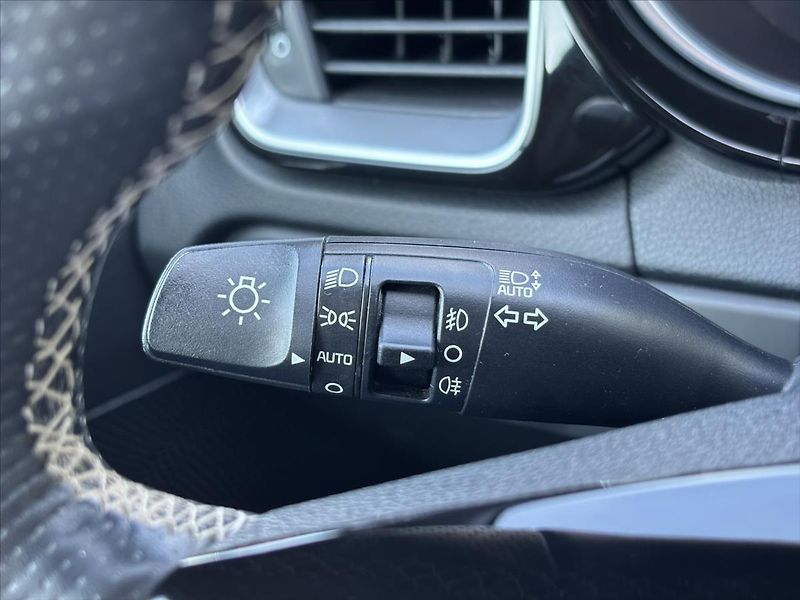 Kia Ceed 1,5 TGDi GT Line 1.ČR TAŽNÉ - fotka 36 z 47