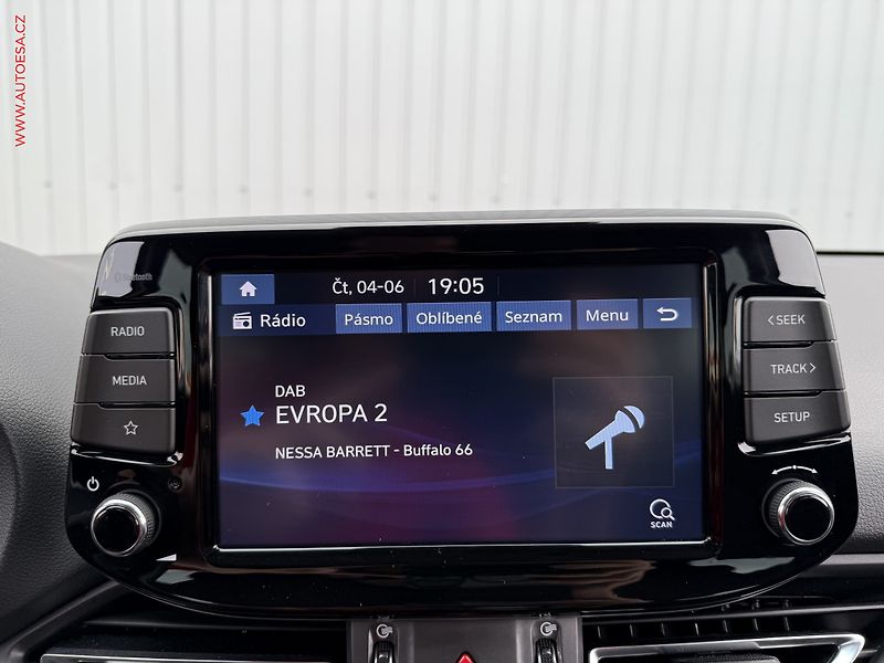 Hyundai i30 (2023) 1.0 T-GDi, ČR, AC, tempo - fotka 13 z 20