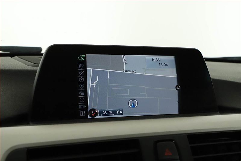 BMW Řada 3 (2014) 320 d xDrive, 4X4, Automat - fotka 13 z 17