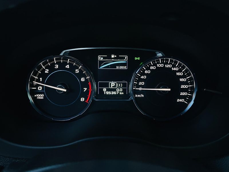 Subaru Forester 2.0i 4x4 AUT KAMERA VÝHŘEV LED - fotka 40 z 42
