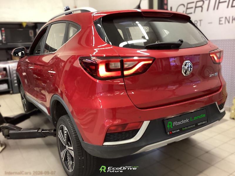 MG ZS (2021) 44,5 kWh, FWD (143 koní) - fotka 3 z 9