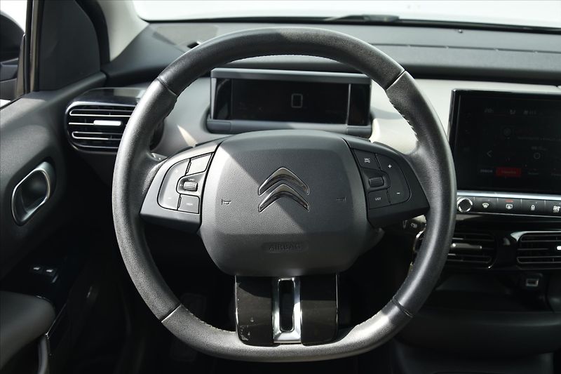 Citroën C4 Cactus 1.2i 81kW 1.MAJ SERVIS. KN ČR - fotka 14 z 22
