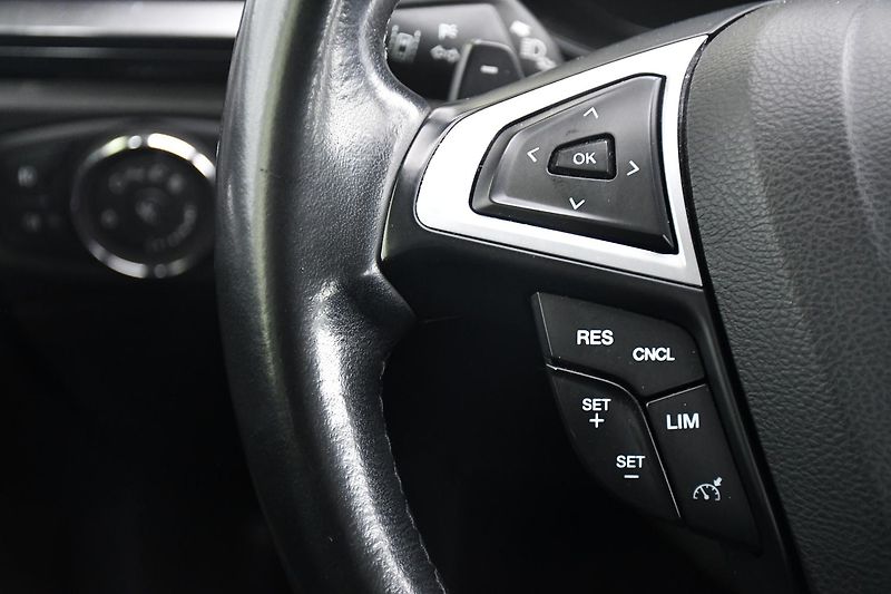Ford Mondeo 2.0TDCi 110kW CARPLAY TITANIUM - fotka 22 z 42
